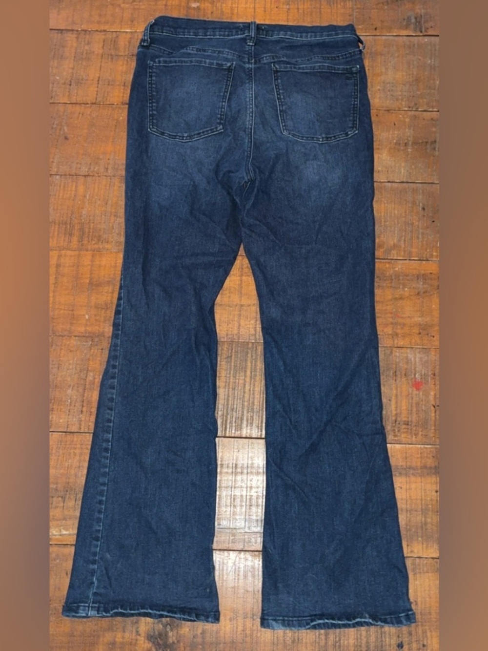 Jessica Simpson Dark Wash Flare Jeans Size 12/31 Classic Denim - Picture 3 of 3